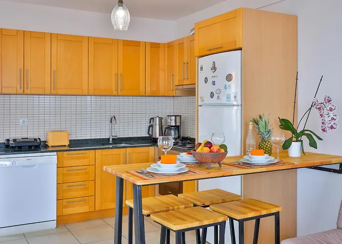 Apollo 公寓 卡斯